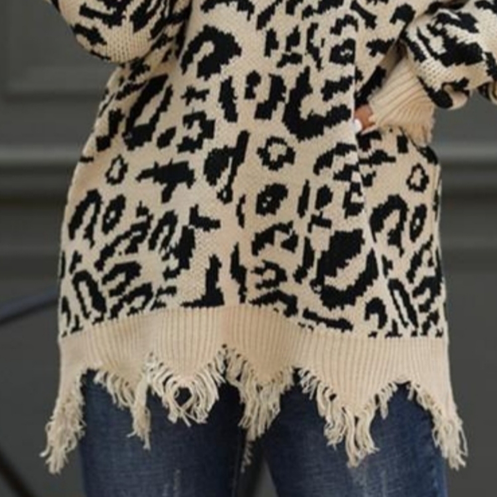 Leopard Sweater - Picture 3 of 5